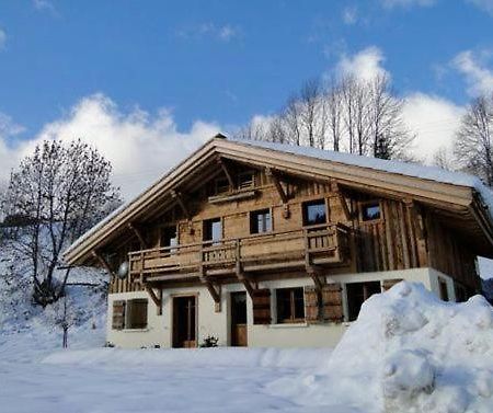 Chez La Fine Bed & Breakfast Les Gets Bagian luar foto