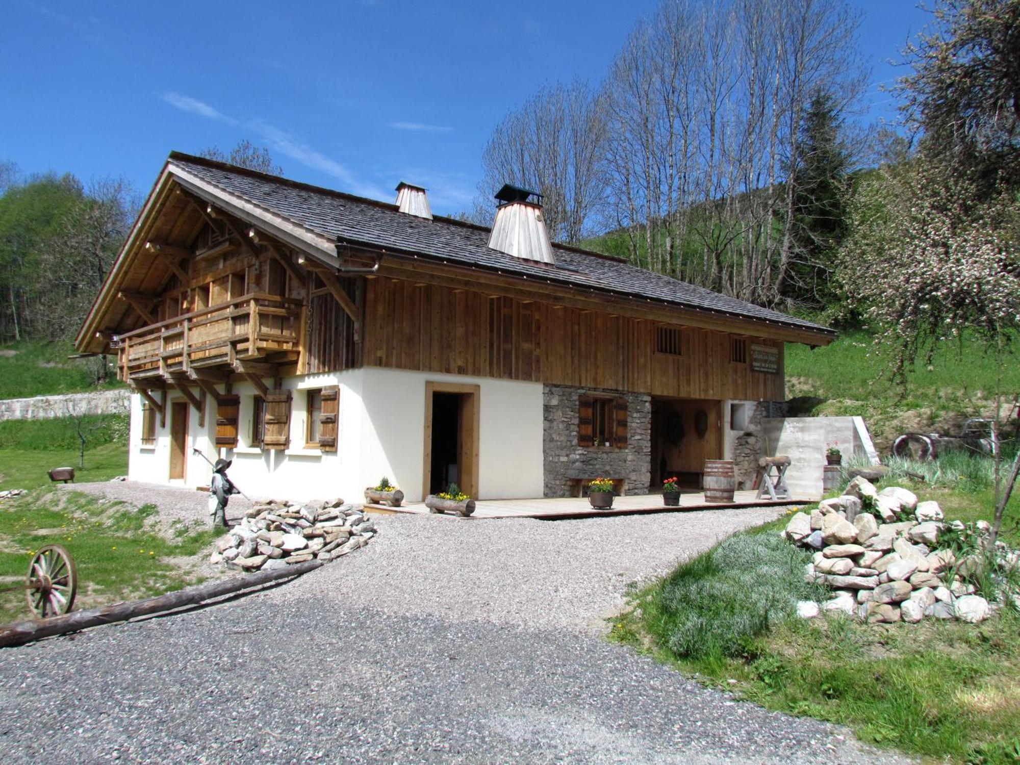 Chez La Fine Bed & Breakfast Les Gets Bagian luar foto