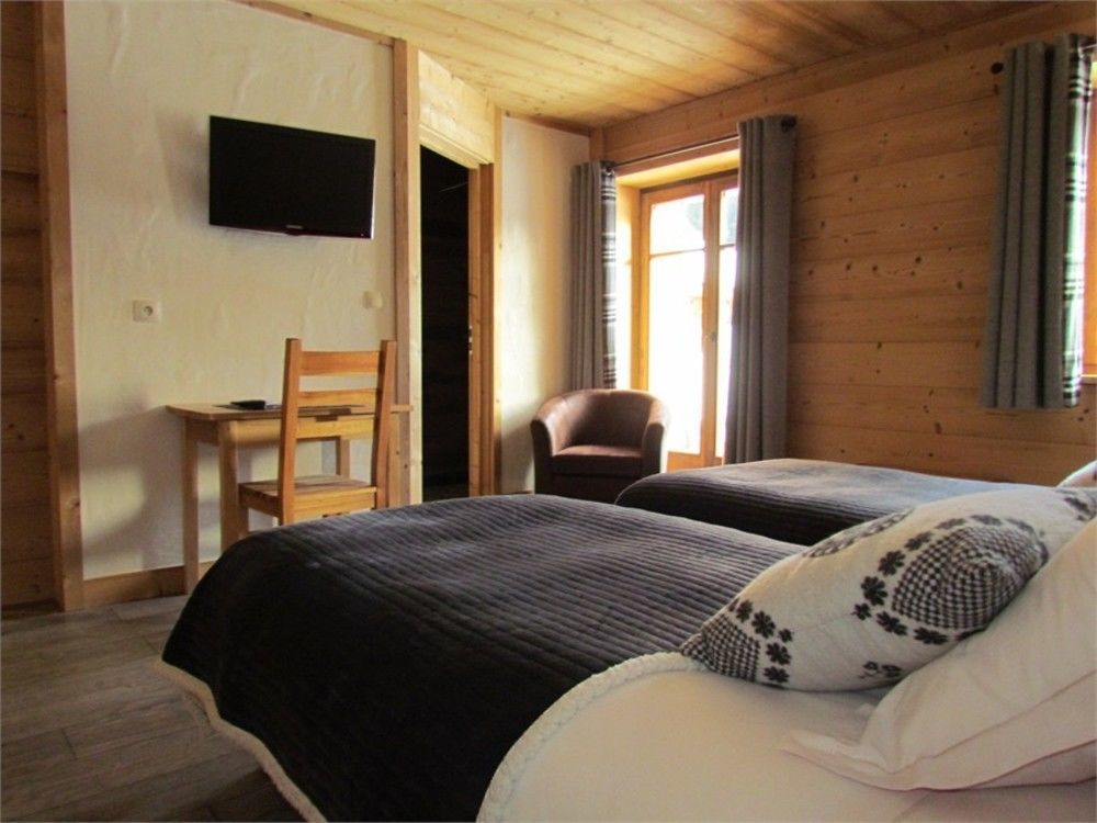 Chez La Fine Bed & Breakfast Les Gets Bagian luar foto
